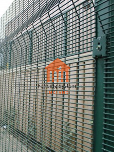 The importance of Prison Mesh Fencing is anti-climbing function